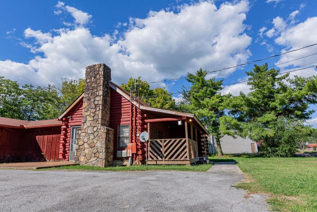 Authentic Log Cabin Mins From Chatts Best Sites Villa Chattanooga Exteriör bild